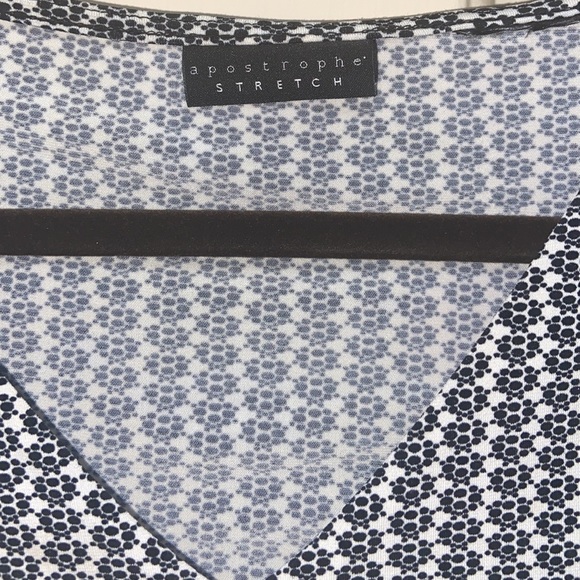 Apostrophe v neck lack and white polka dots - Picture 3 of 4